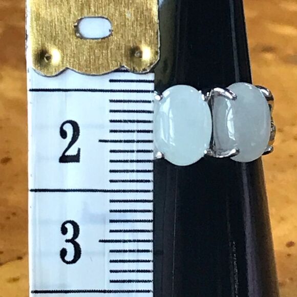 Natural Jade Sterling Silver Trilogy Ring Size 6 - Picture 4 of 9